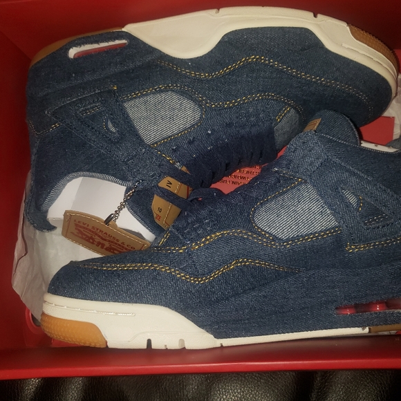 Jordan Other - Air jordan retro 4 (Levi's)